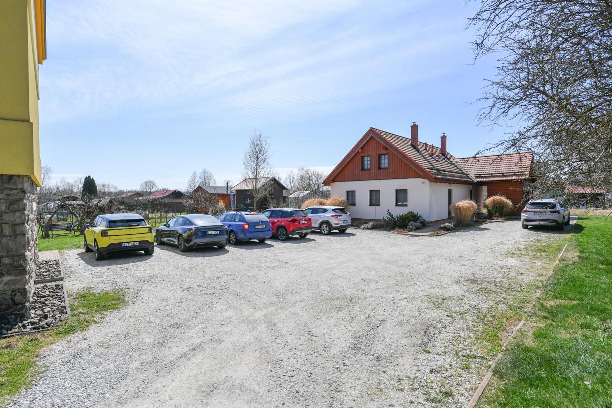 Apartmany Na Seniku Trebon Luaran gambar